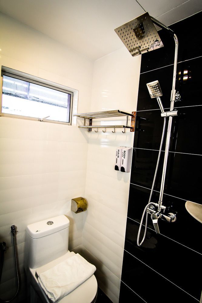 סרמבאן Hotel Lavender Senawang מראה חיצוני תמונה